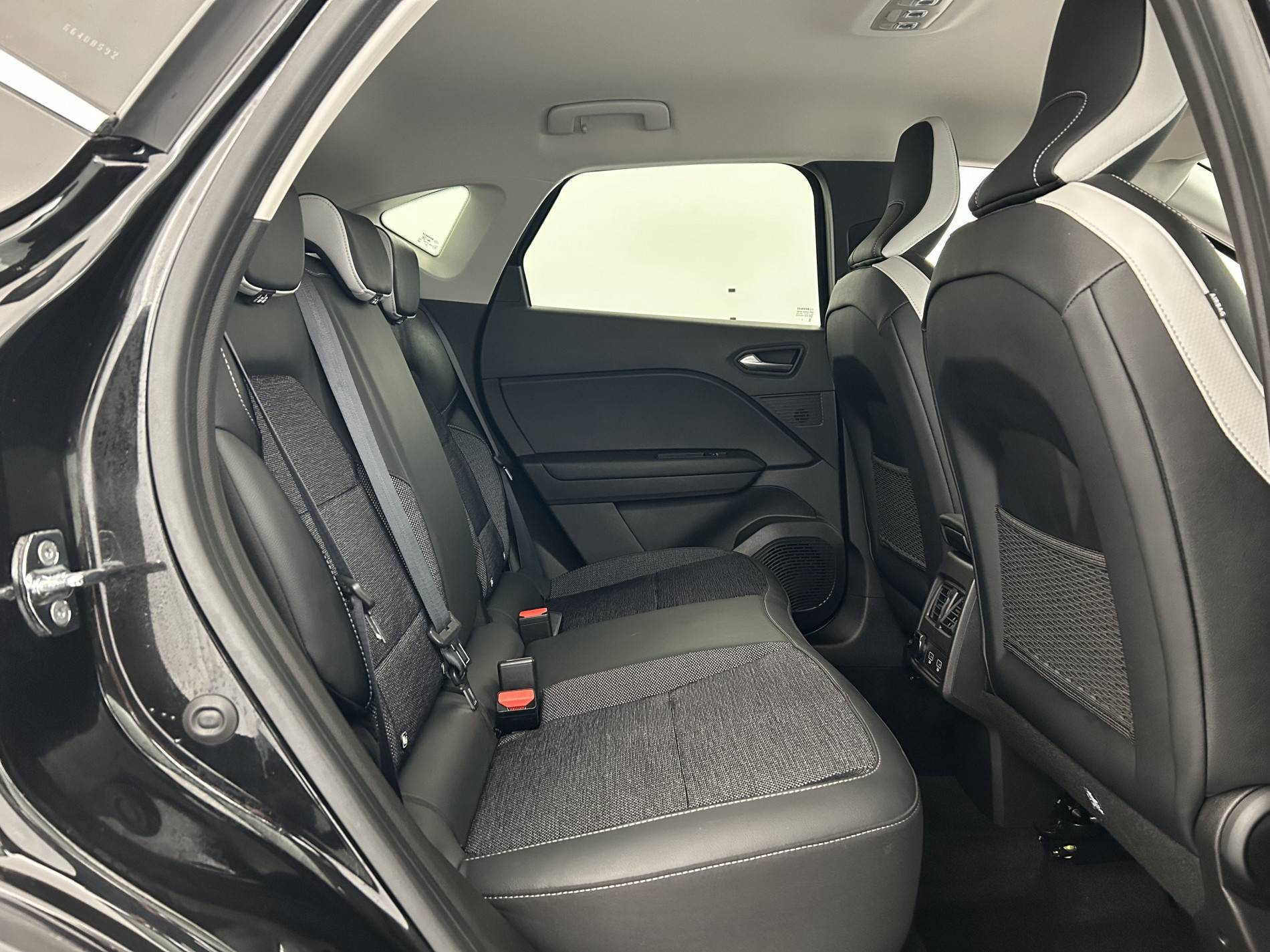 Vente en ligne Renault Captur  E-Tech Plug-in 160 au prix de 17 990 €