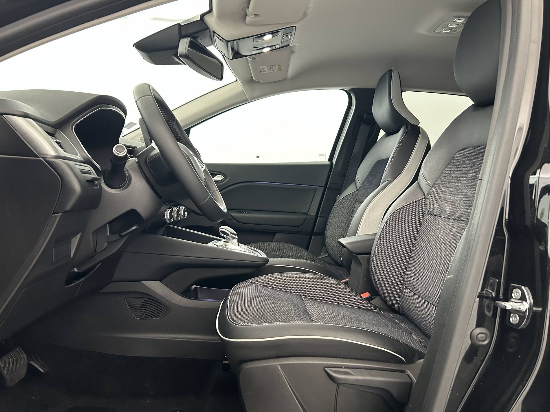 Vente en ligne Renault Captur  E-Tech Plug-in 160 au prix de 17 990 €