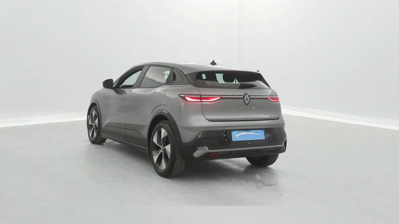 Vente en ligne Renault Megane E-Tech  EV60 220 ch super charge au prix de 24 900 €