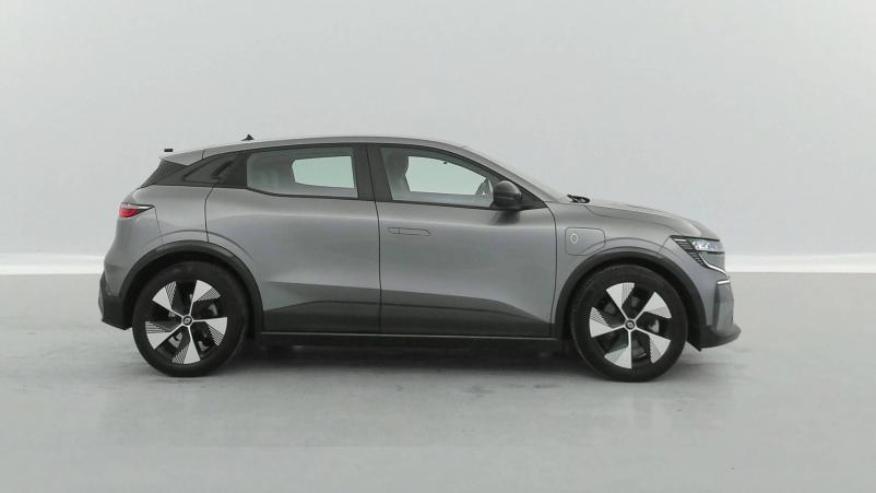 Vente en ligne Renault Megane E-Tech  EV60 220 ch super charge au prix de 24 900 €