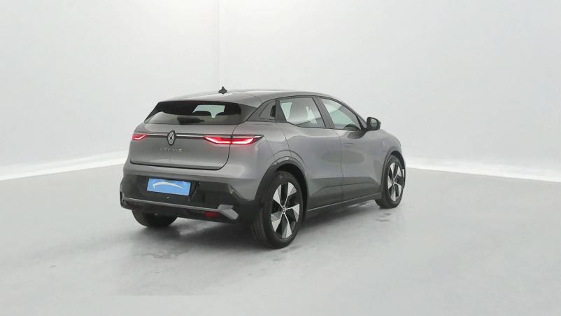 Vente en ligne Renault Megane E-Tech  EV60 220 ch super charge au prix de 24 900 €