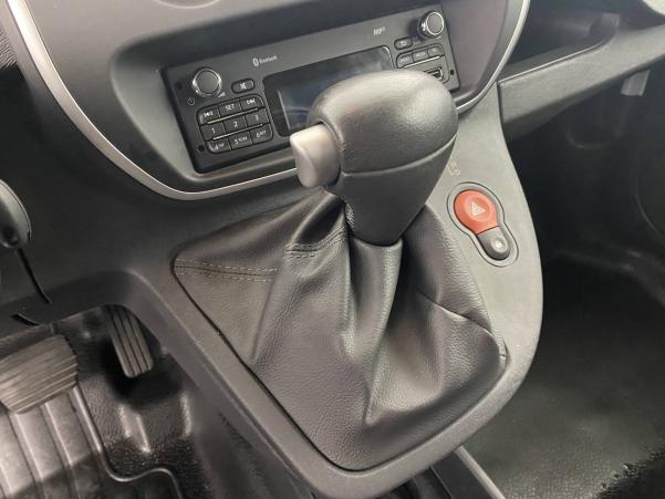 Vente en ligne Renault Kangoo Electrique KANGOO Z.E. 33 GRAND VOLUME MAXI au prix de 11 900 €