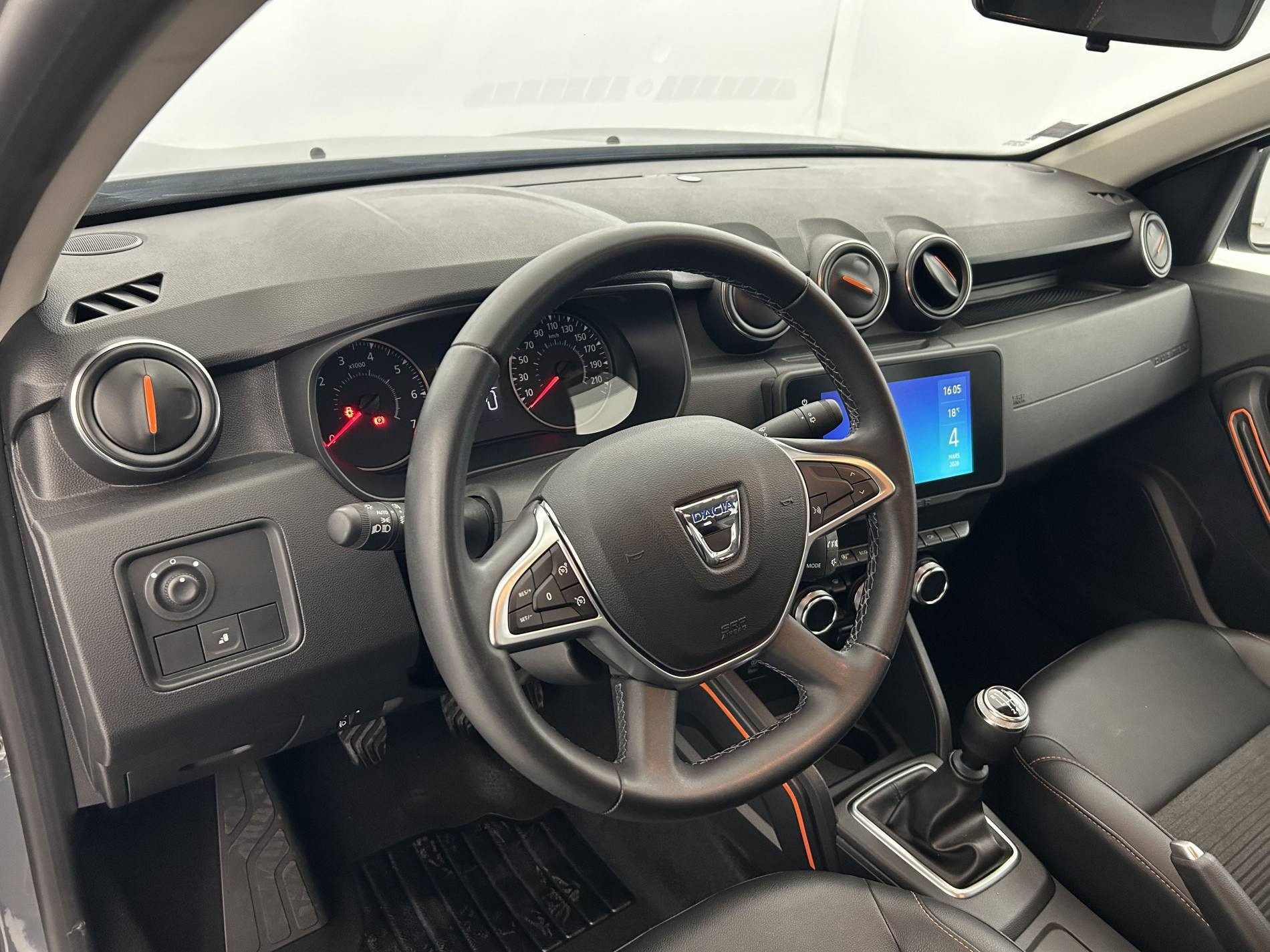 Vente en ligne Dacia Duster  Blue dCi 115 4x2 au prix de 21 490 €