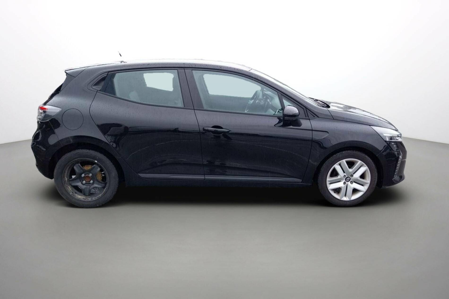 Vente en ligne Renault Clio 5 Clio TCe 90 au prix de 15 590 €