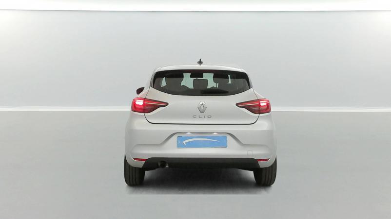Vente en ligne Renault Clio 5 Clio TCe 90 au prix de 15 990 €