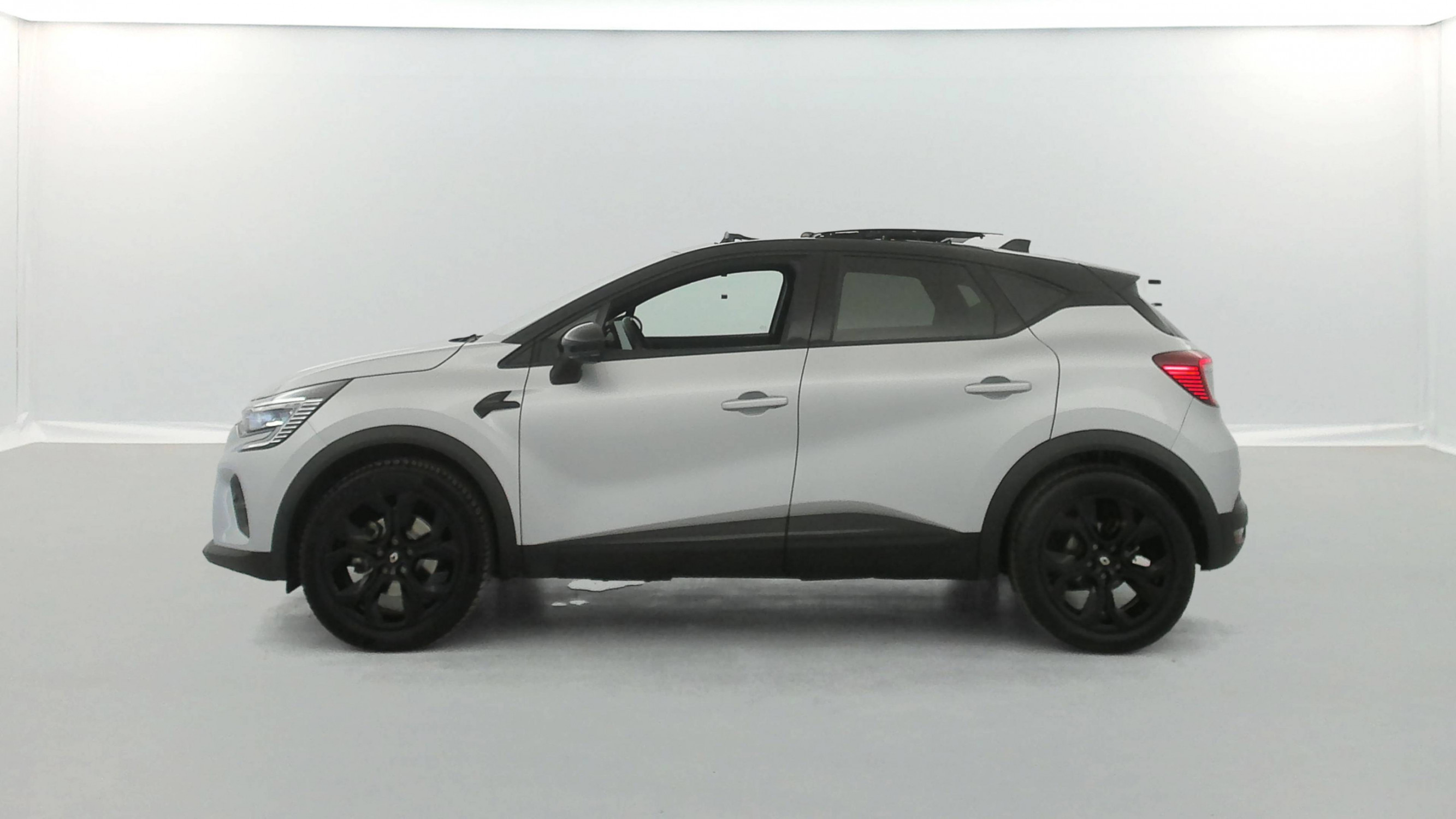 Vente en ligne Renault Captur  E-Tech 145 au prix de 21 790 €