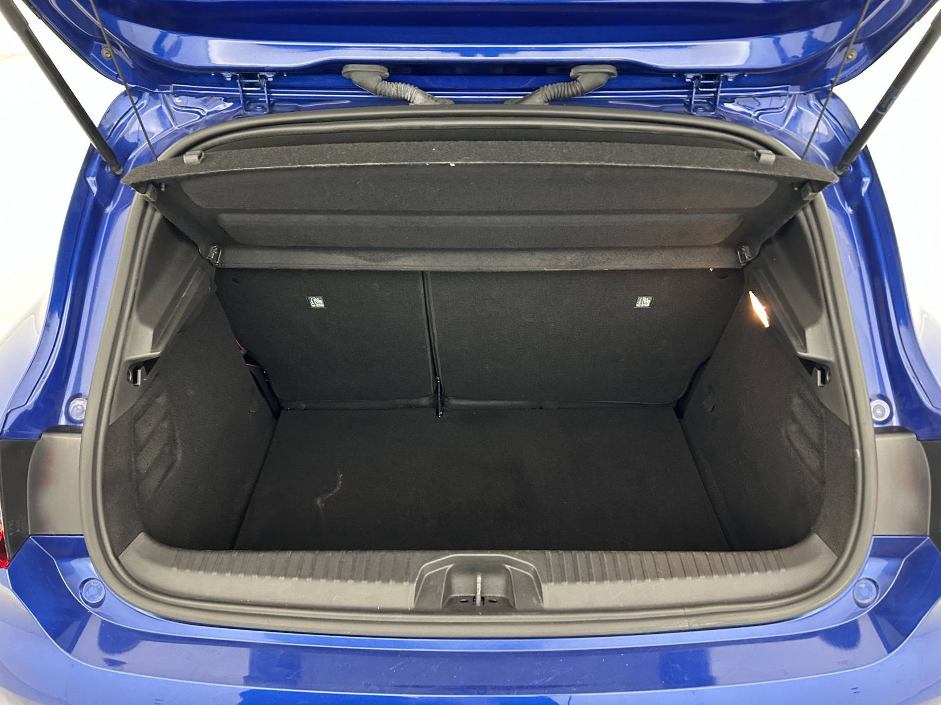 Vente en ligne Renault Clio 5 Clio TCe 140 - 21N au prix de 15 890 €