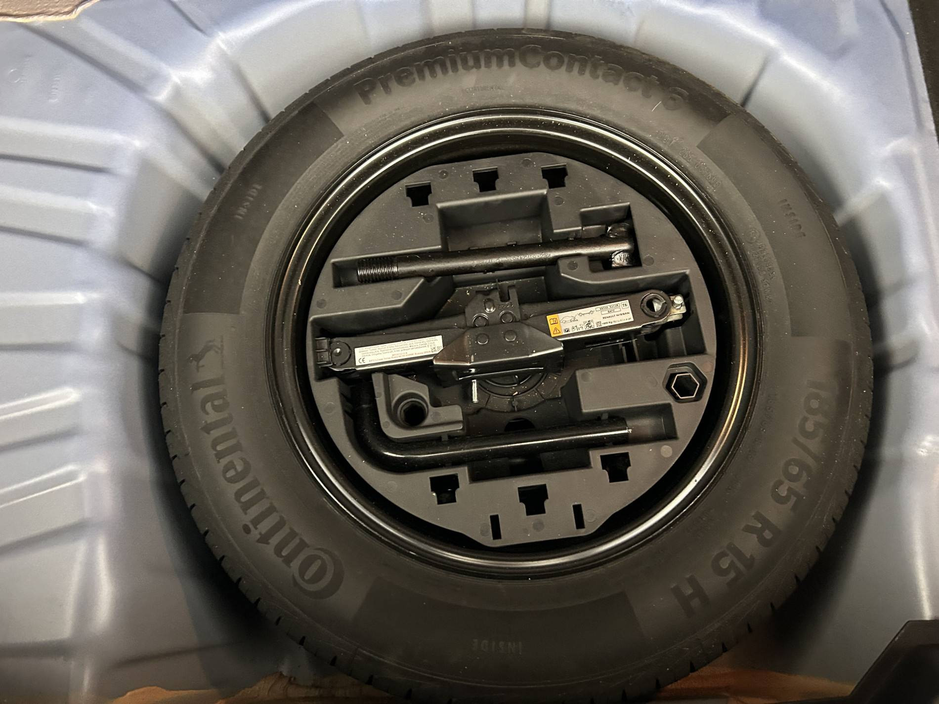 Vente en ligne Renault Clio 5 Clio TCe 140 - 21N au prix de 15 890 €