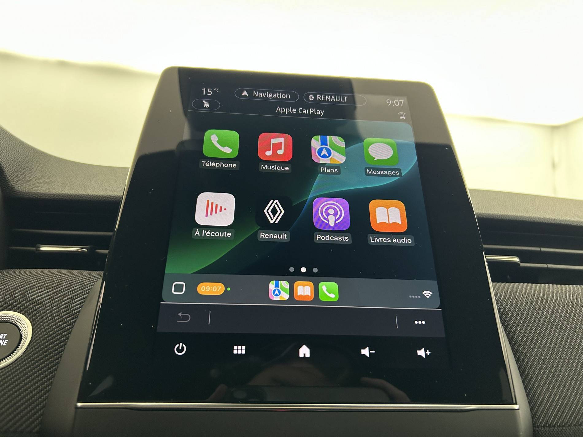 Vente en ligne Renault Clio 5 Clio E-Tech full hybrid 145 au prix de 21 990 €