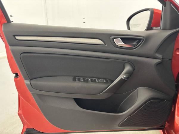 Vente en ligne Renault Megane 4 Mégane IV Berline Blue dCi 115 EDC - 21N au prix de 17 490 €