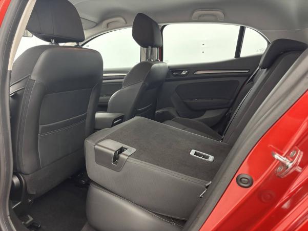 Vente en ligne Renault Megane 4 Mégane IV Berline Blue dCi 115 EDC - 21N au prix de 17 490 €