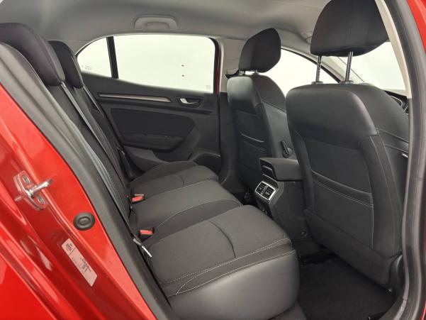 Vente en ligne Renault Megane 4 Mégane IV Berline Blue dCi 115 EDC - 21N au prix de 17 490 €