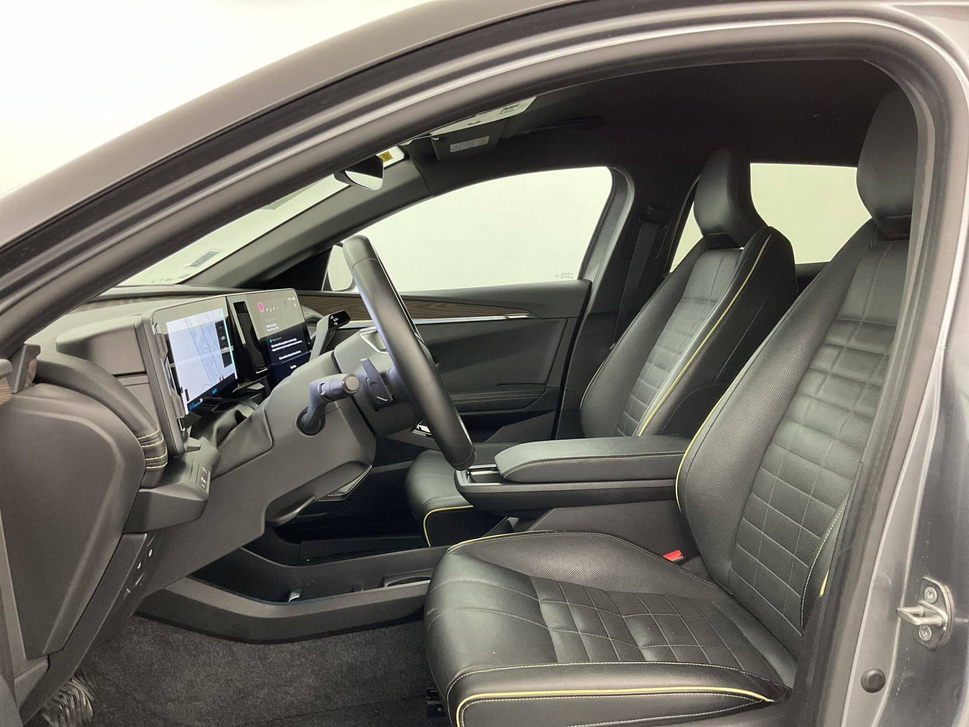 Vente en ligne Renault Megane E-Tech  EV60 220 ch super charge au prix de 24 490 €