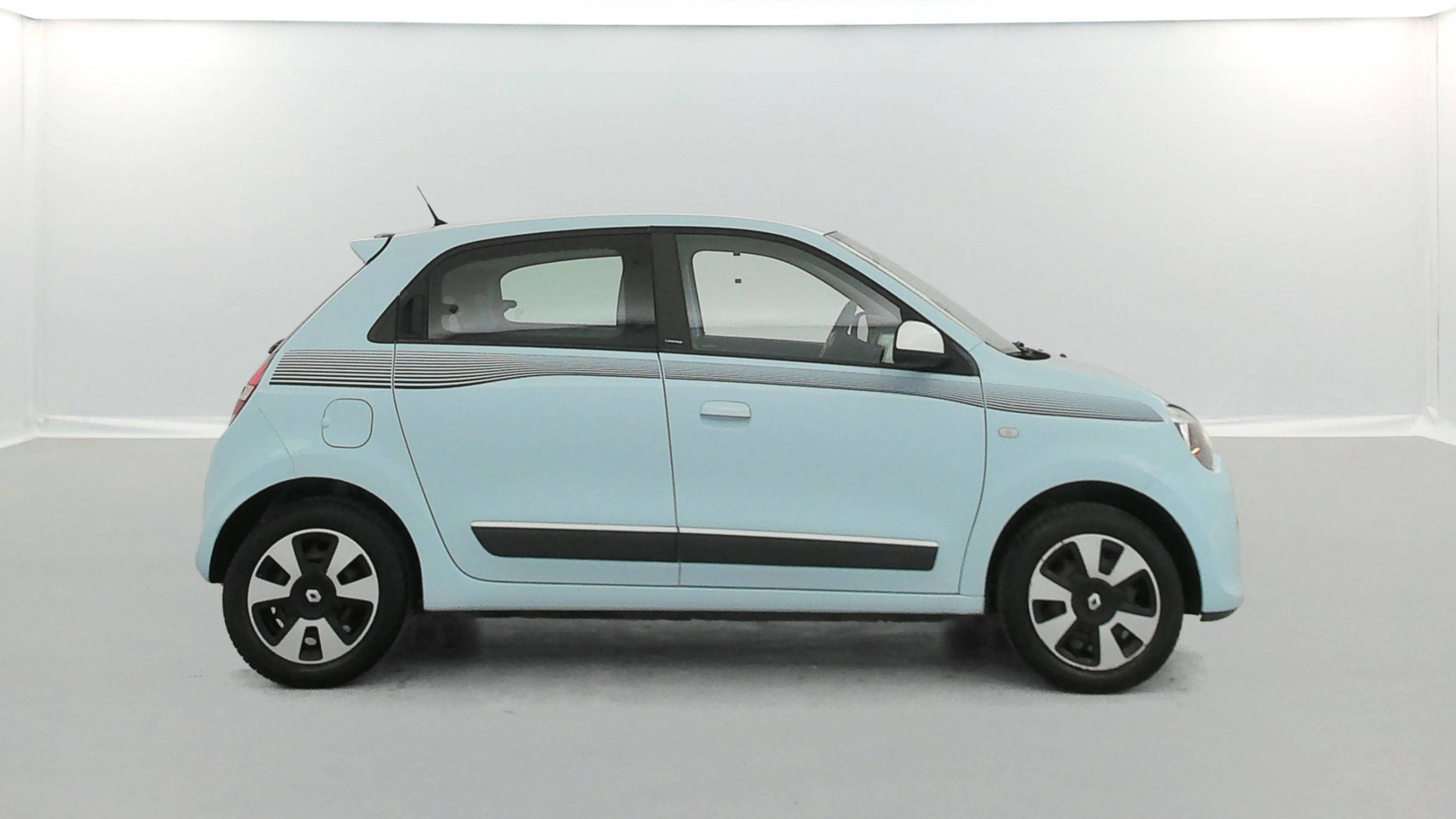 Vente en ligne Renault Twingo 3  1.0 SCe 70 E6C au prix de 8 880 €