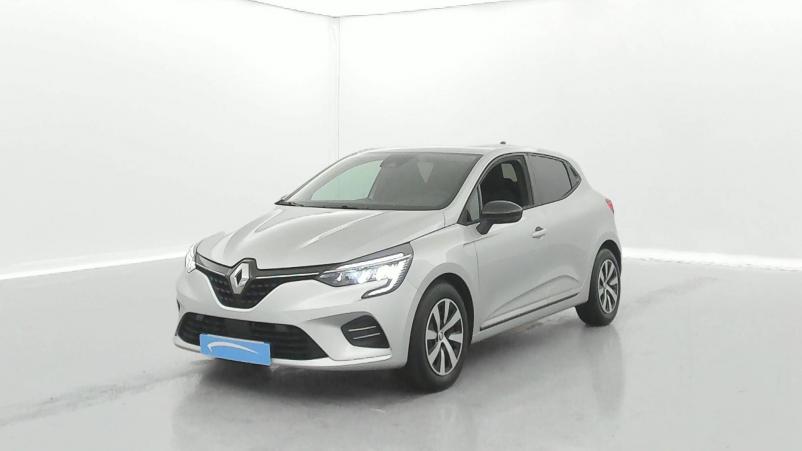 Vente en ligne Renault Clio 5 Clio Blue dCi 100 au prix de 17 490 €