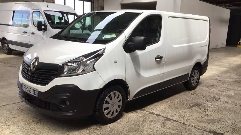 Vente en ligne Renault Trafic 3 Fourgon TRAFIC FGN L1H1 1200 KG DCI 125 ENERGY E6 au prix de 21 790 €