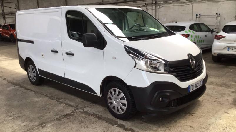 Vente en ligne Renault Trafic 3 Fourgon TRAFIC FGN L1H1 1200 KG DCI 125 ENERGY E6 au prix de 21 790 €