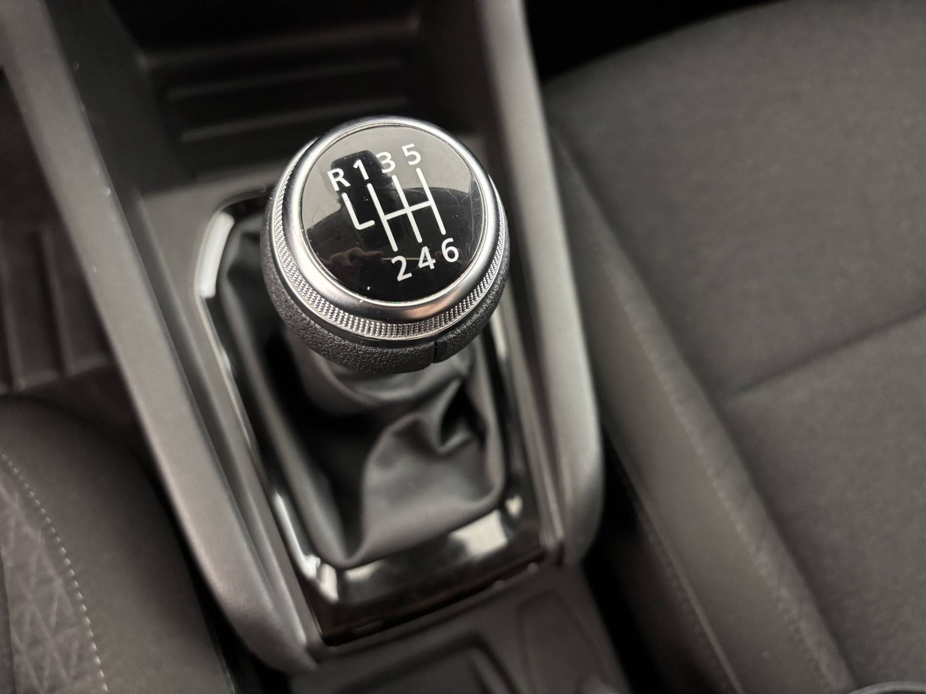 Vente en ligne Renault Clio 5 Clio TCe 90 au prix de 14 490 €