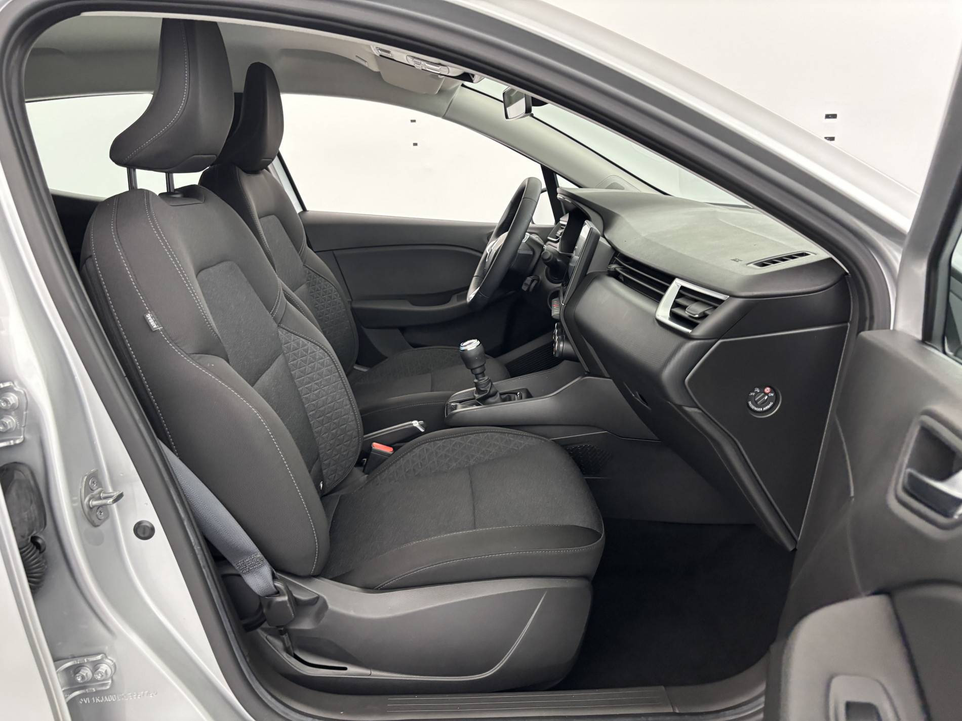 Vente en ligne Renault Clio 5 Clio TCe 90 au prix de 14 490 €