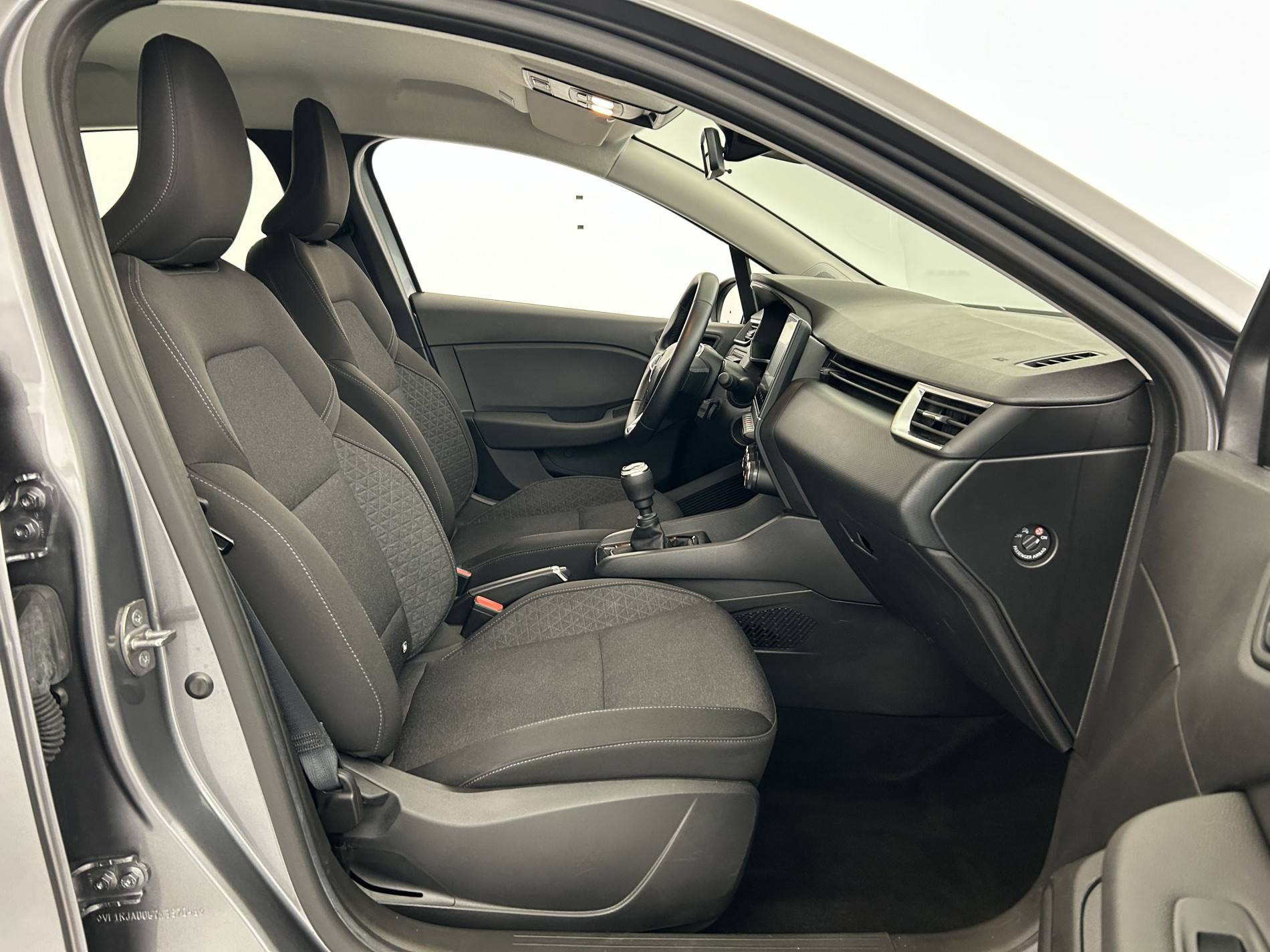 Vente en ligne Renault Clio 5 Clio TCe 90 au prix de 15 990 €