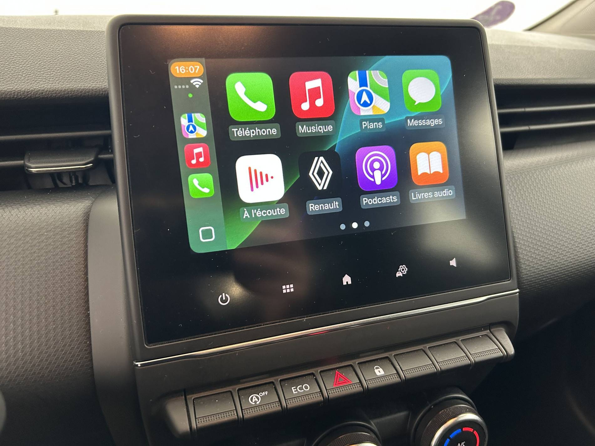 Vente en ligne Renault Clio 5 Clio TCe 90 au prix de 15 990 €