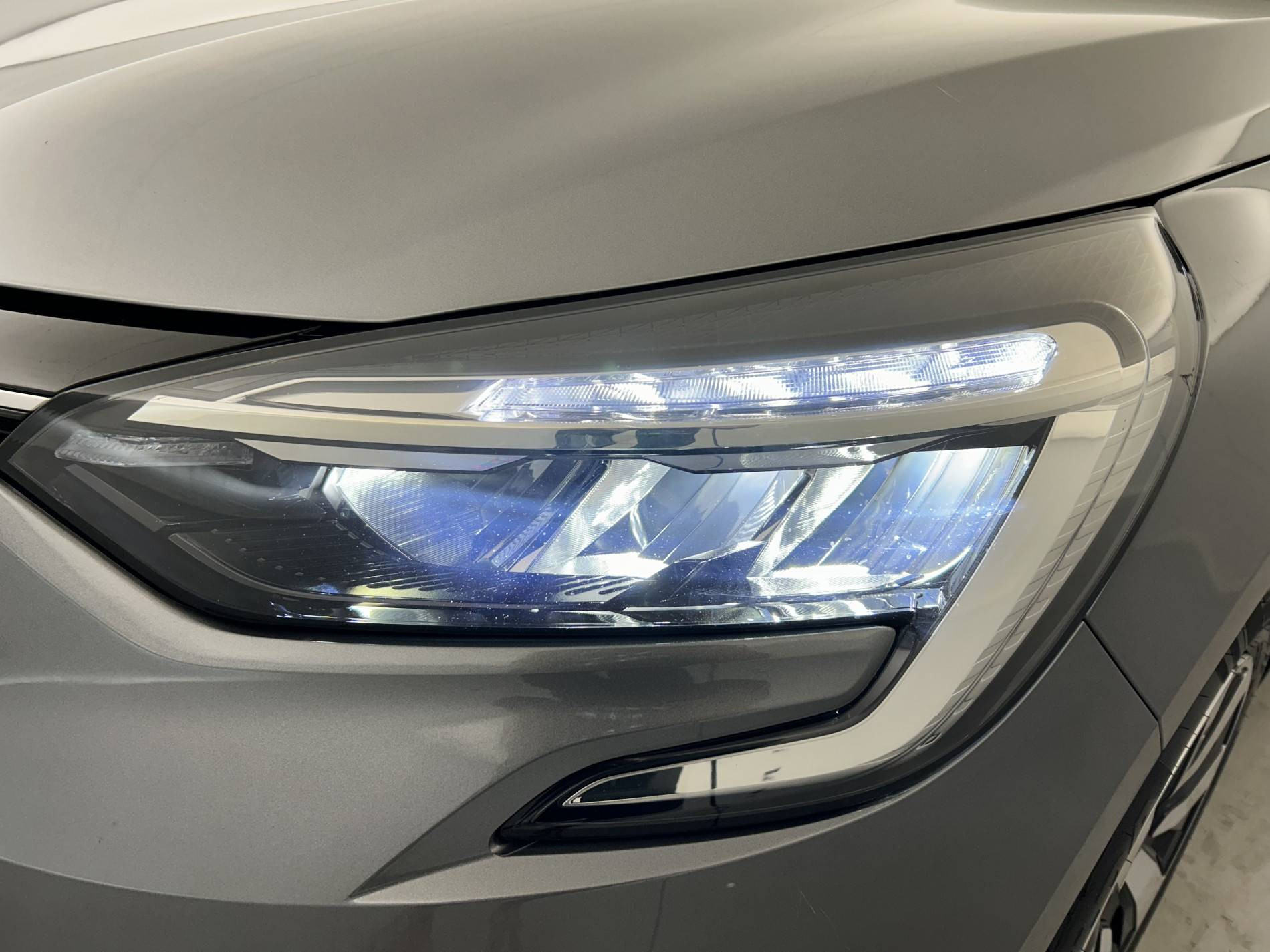 Vente en ligne Renault Clio 5 Clio TCe 90 au prix de 15 990 €