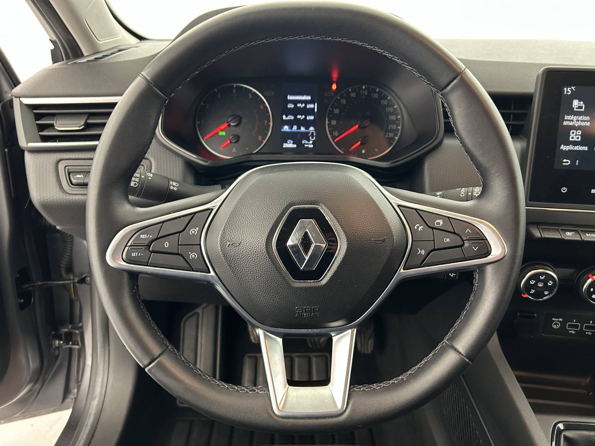 Vente en ligne Renault Clio 5 Clio TCe 90 au prix de 15 990 €