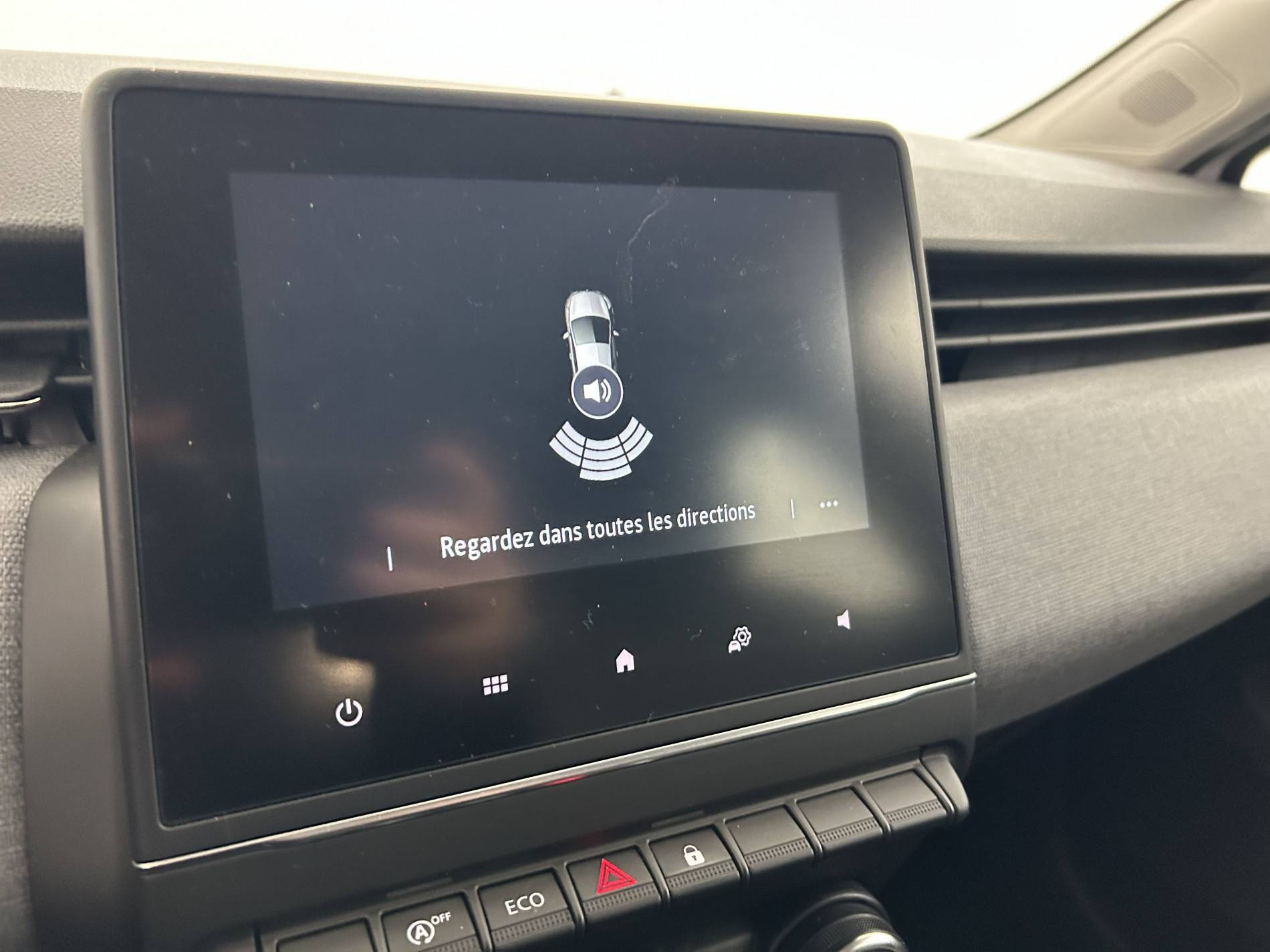 Vente en ligne Renault Clio 5 Clio TCe 90 au prix de 15 990 €