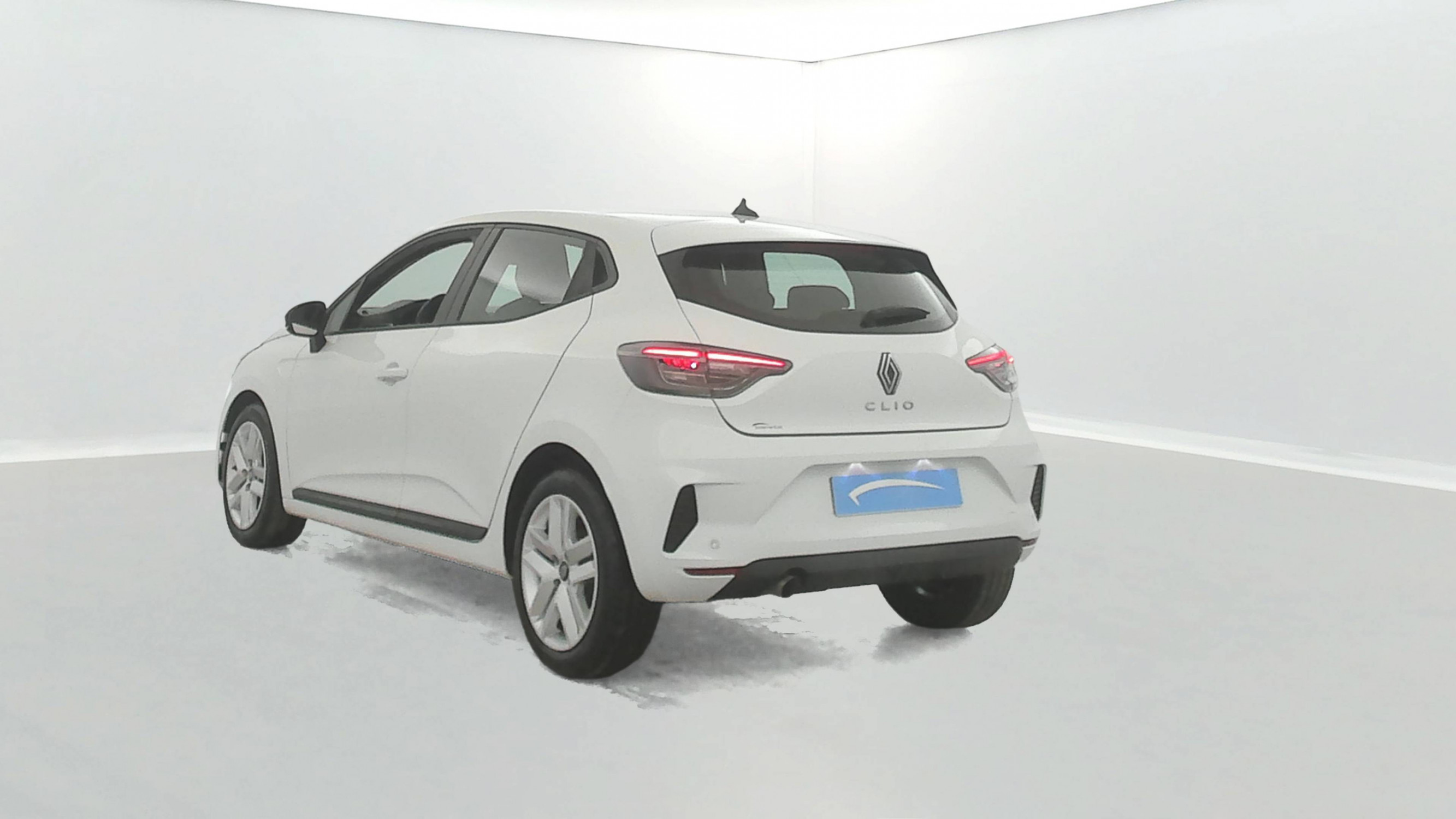 Vente en ligne Renault Clio 5 Clio TCe 90 au prix de 15 990 €