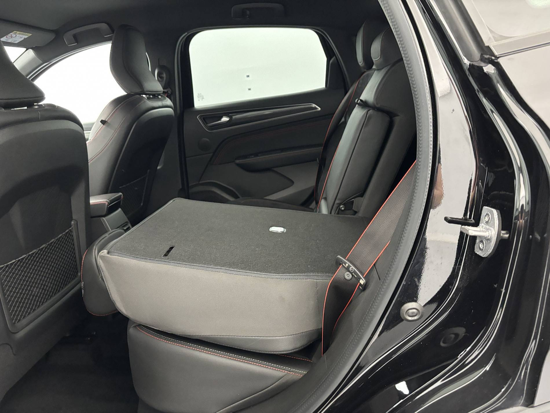 Vente en ligne Renault Arkana  E-Tech 145 - 21B au prix de 21 990 €