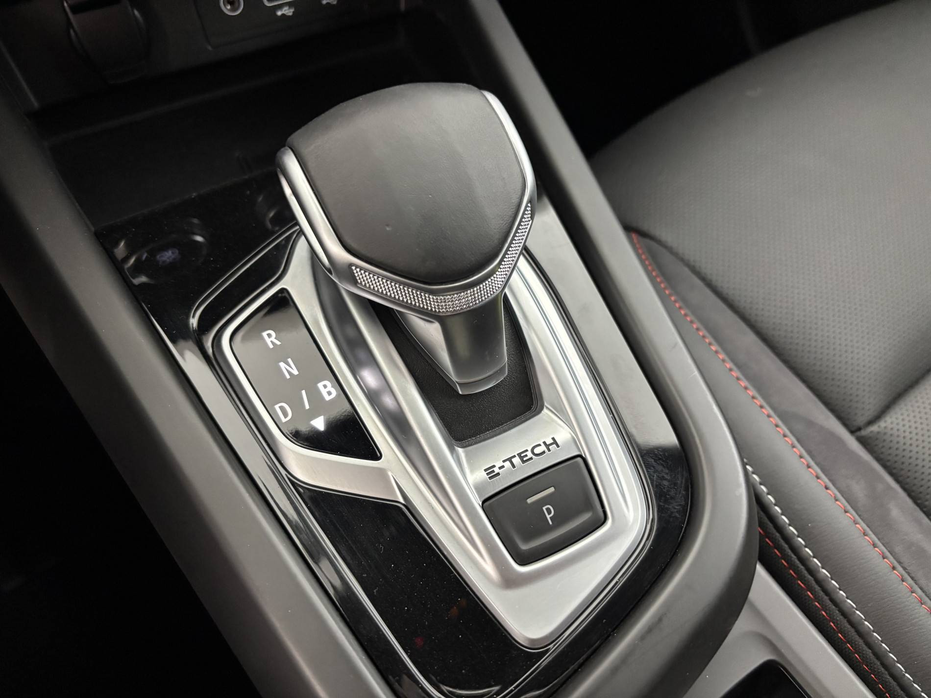 Vente en ligne Renault Arkana  E-Tech 145 - 21B au prix de 21 990 €