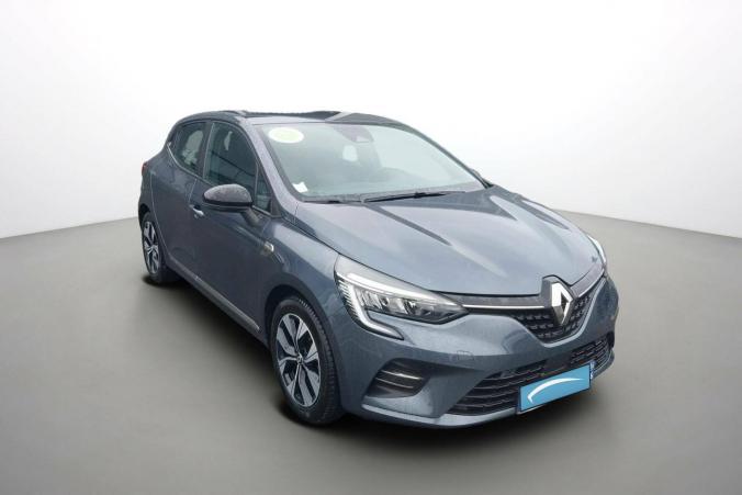 Vente en ligne Renault Clio 5 Clio E-Tech 140 - 21N au prix de 17 490 €