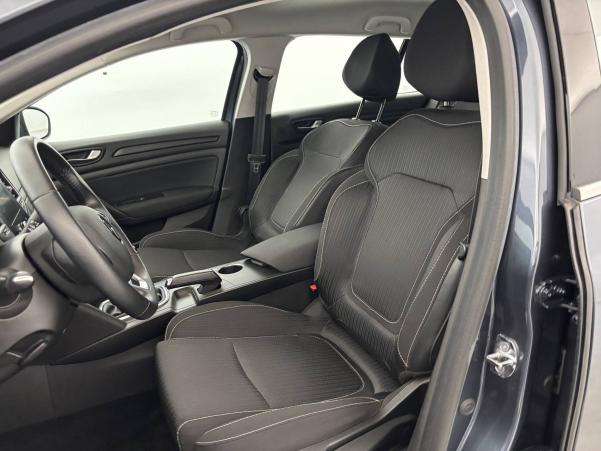 Vente en ligne Renault Megane 4 Estate Mégane IV Estate Blue dCi 115 au prix de 16 990 €