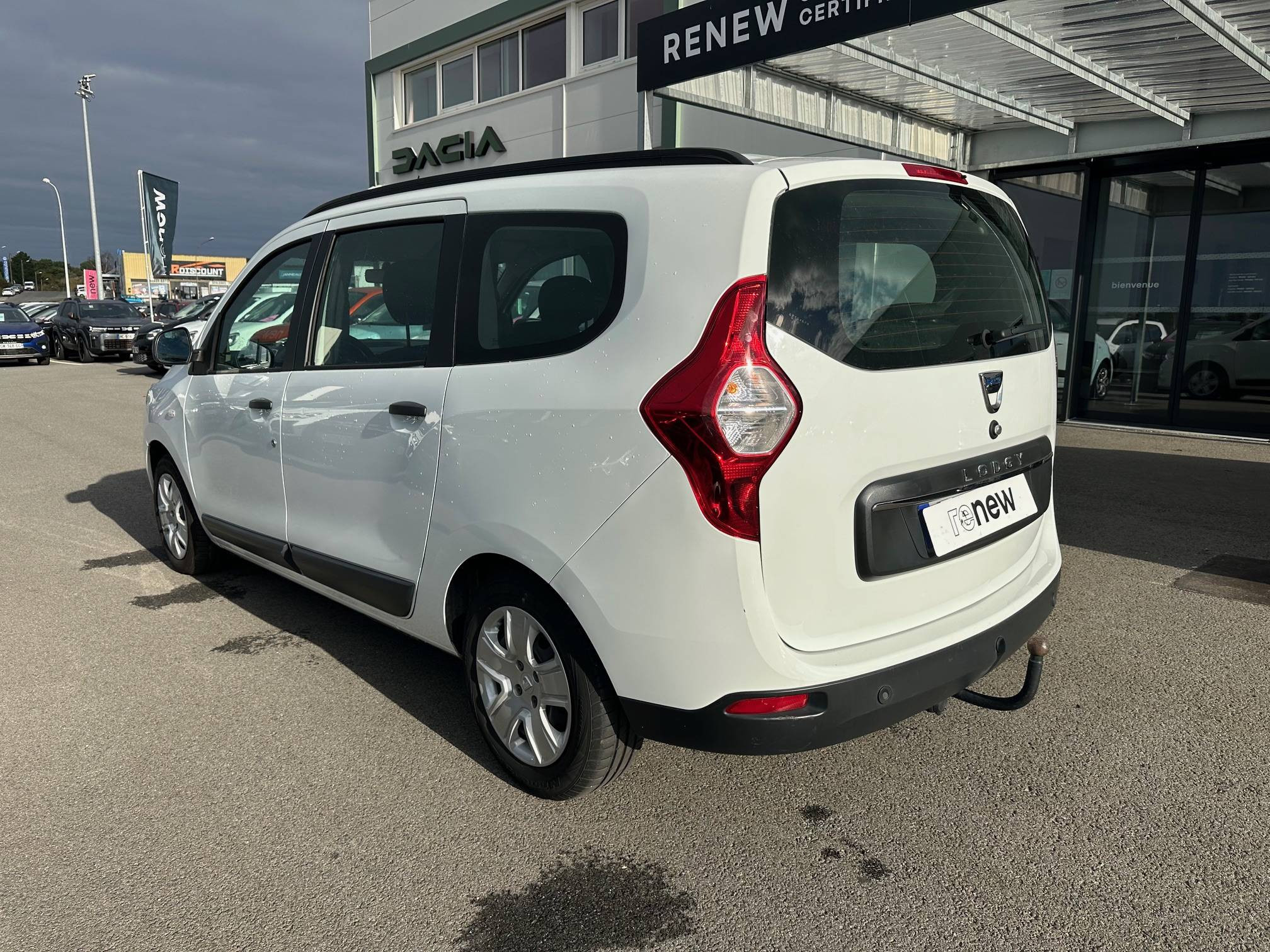 Vente en ligne Dacia Lodgy  TCe 100 FAP 7 places au prix de 13 990 €