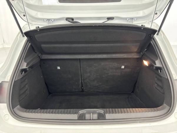 Vente en ligne Renault Clio 5 Clio TCe 90 - 21N au prix de 14 990 €