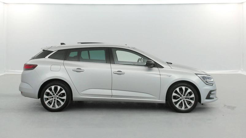 Vente en ligne Renault Megane 4 Estate  Blue dCi 115 EDC au prix de 25 390 €