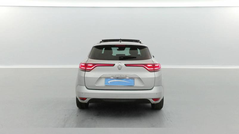 Vente en ligne Renault Megane 4 Estate  Blue dCi 115 EDC au prix de 25 390 €