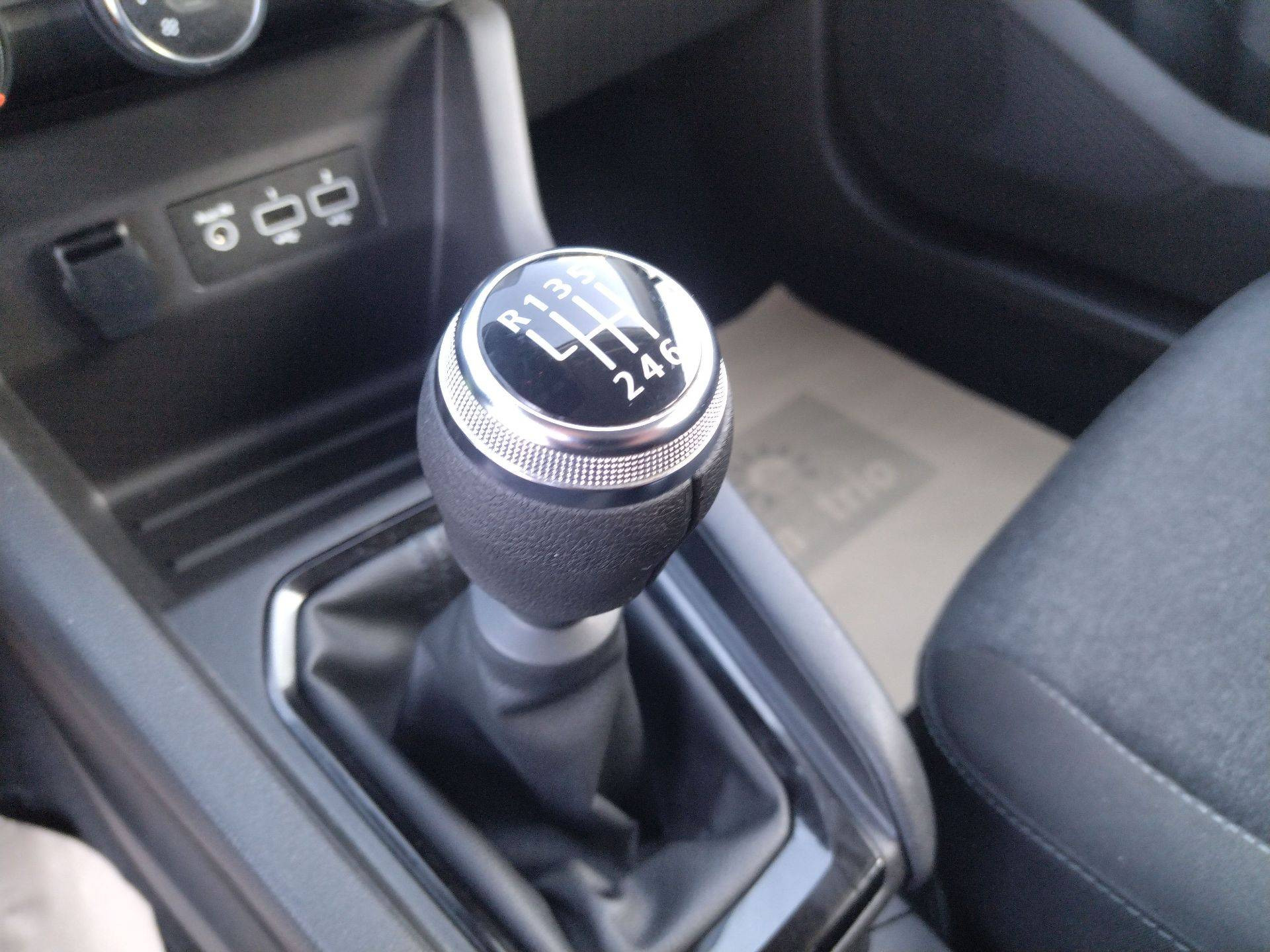 Vente en ligne Renault Clio 5 Clio TCe 90 au prix de 16 490 €