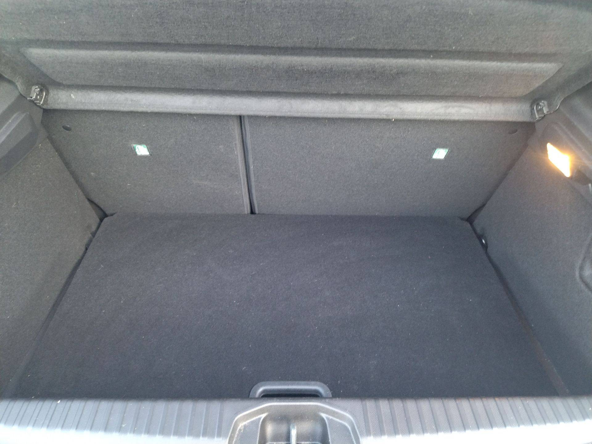 Vente en ligne Renault Clio 5 Clio TCe 90 au prix de 16 490 €