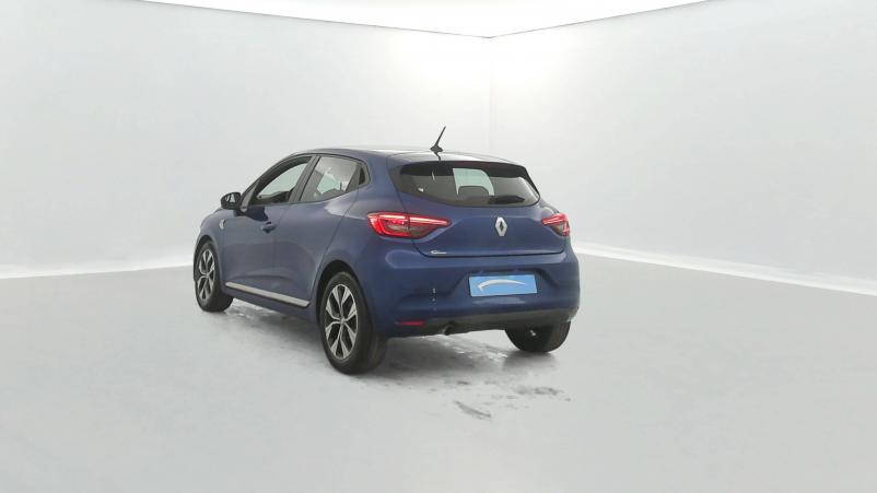 Vente en ligne Renault Clio 5 Clio TCe 90 - 21N au prix de 15 990 €