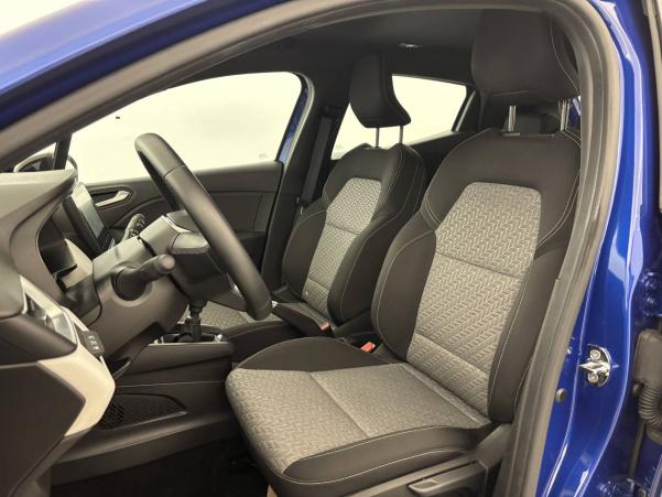 Vente en ligne Renault Clio 5 Clio TCe 90 - 21N au prix de 15 990 €