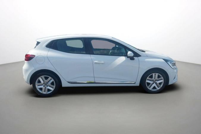 Vente en ligne Renault Clio 5 Clio TCe 90 - 21 au prix de 14 900 €