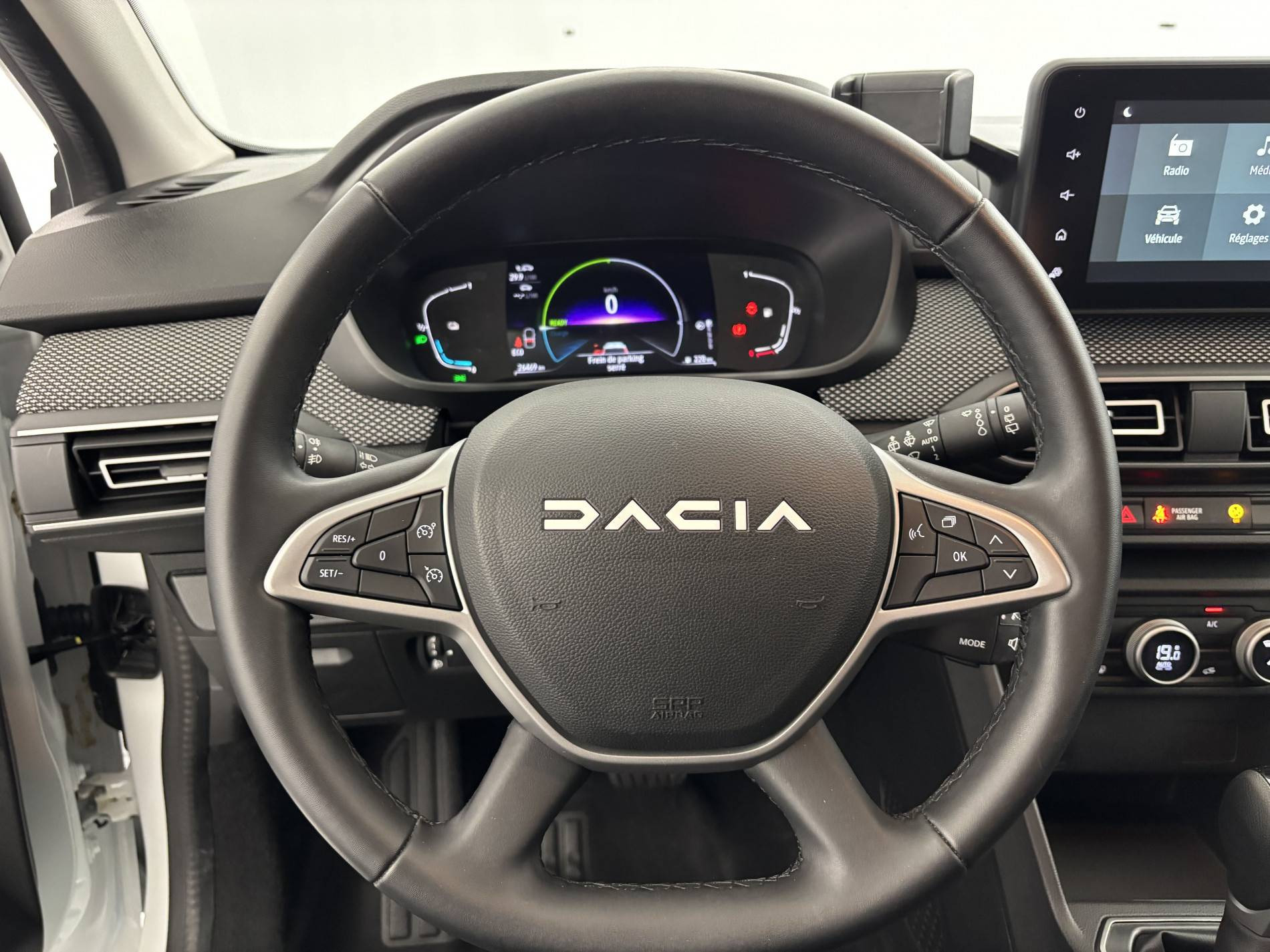 Vente en ligne Dacia Jogger  Hybrid 140 5 places au prix de 22 490 €