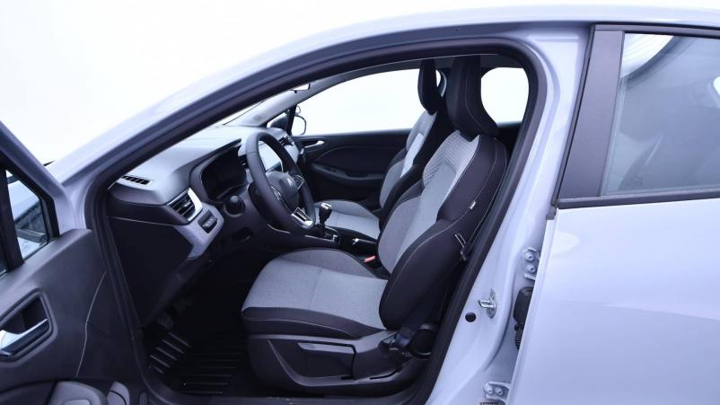 Vente en ligne Renault Clio 5 Clio Blue dCi 100 ch GSR2 au prix de 19 990 €