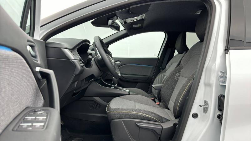 Vente en ligne Renault Captur  E-Tech full hybrid 145 ch au prix de 28 690 €