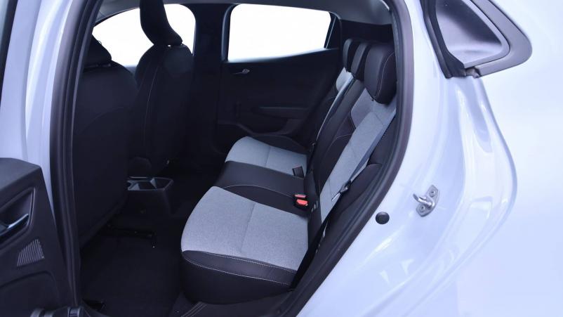 Vente en ligne Renault Clio 5 Clio Blue dCi 100 ch GSR2 au prix de 19 990 €