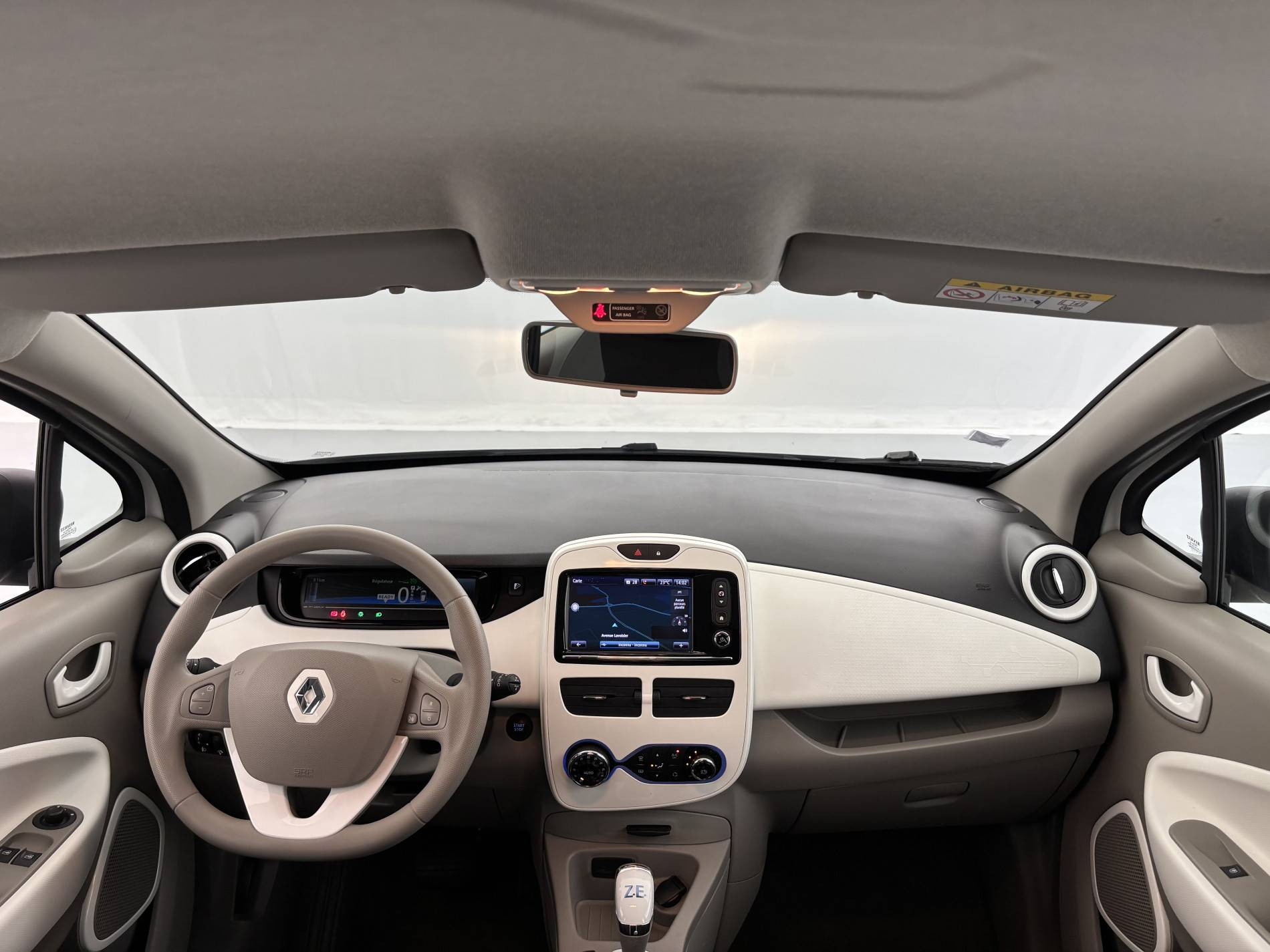 Vente en ligne Renault Zoé   ACHAT INTEGRAL au prix de 7 990 €