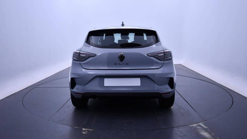 Vente en ligne Renault Clio 5 Clio Blue dCi 100 ch GSR2 au prix de 19 990 €