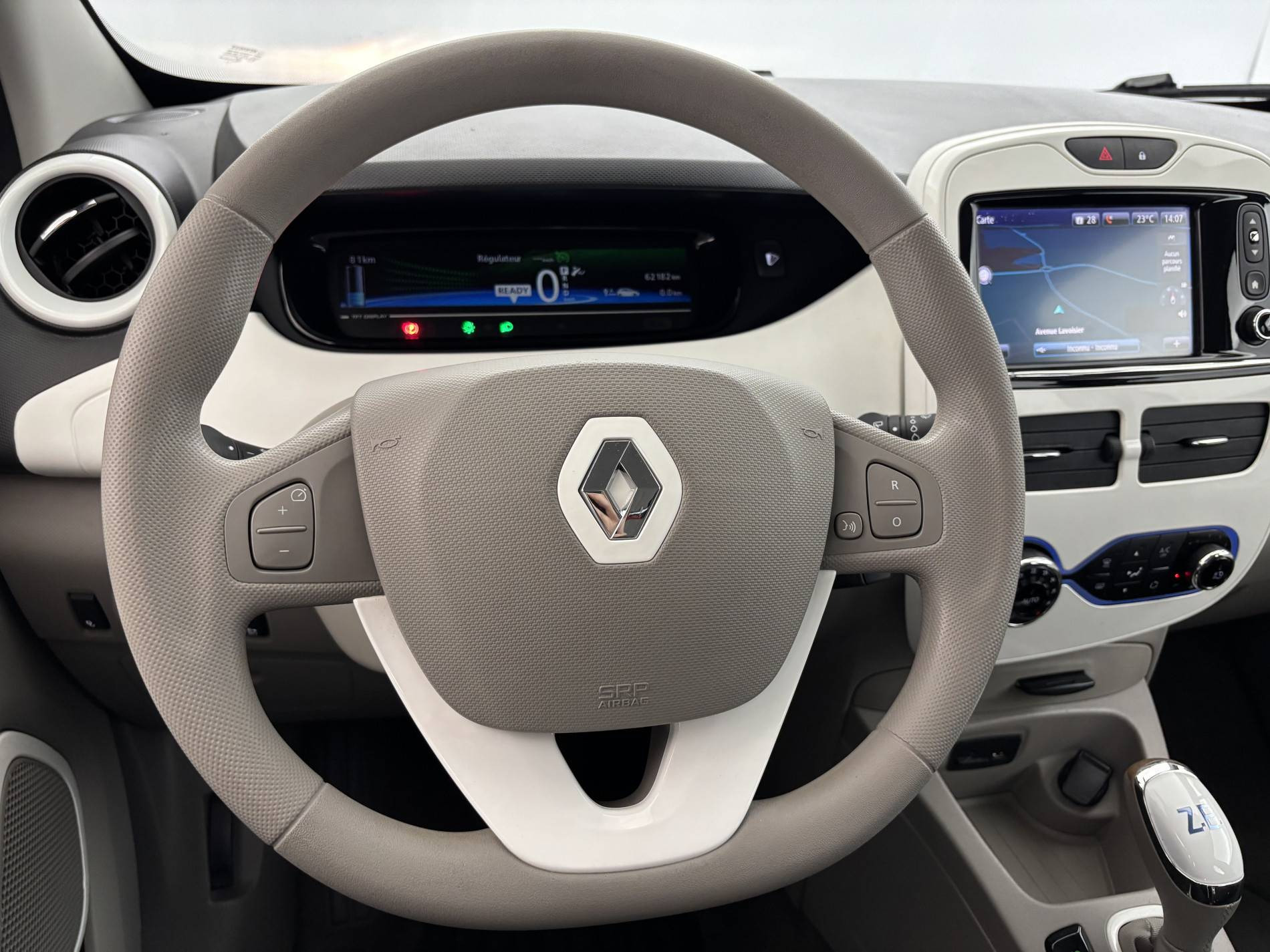 Vente en ligne Renault Zoé   ACHAT INTEGRAL au prix de 7 990 €