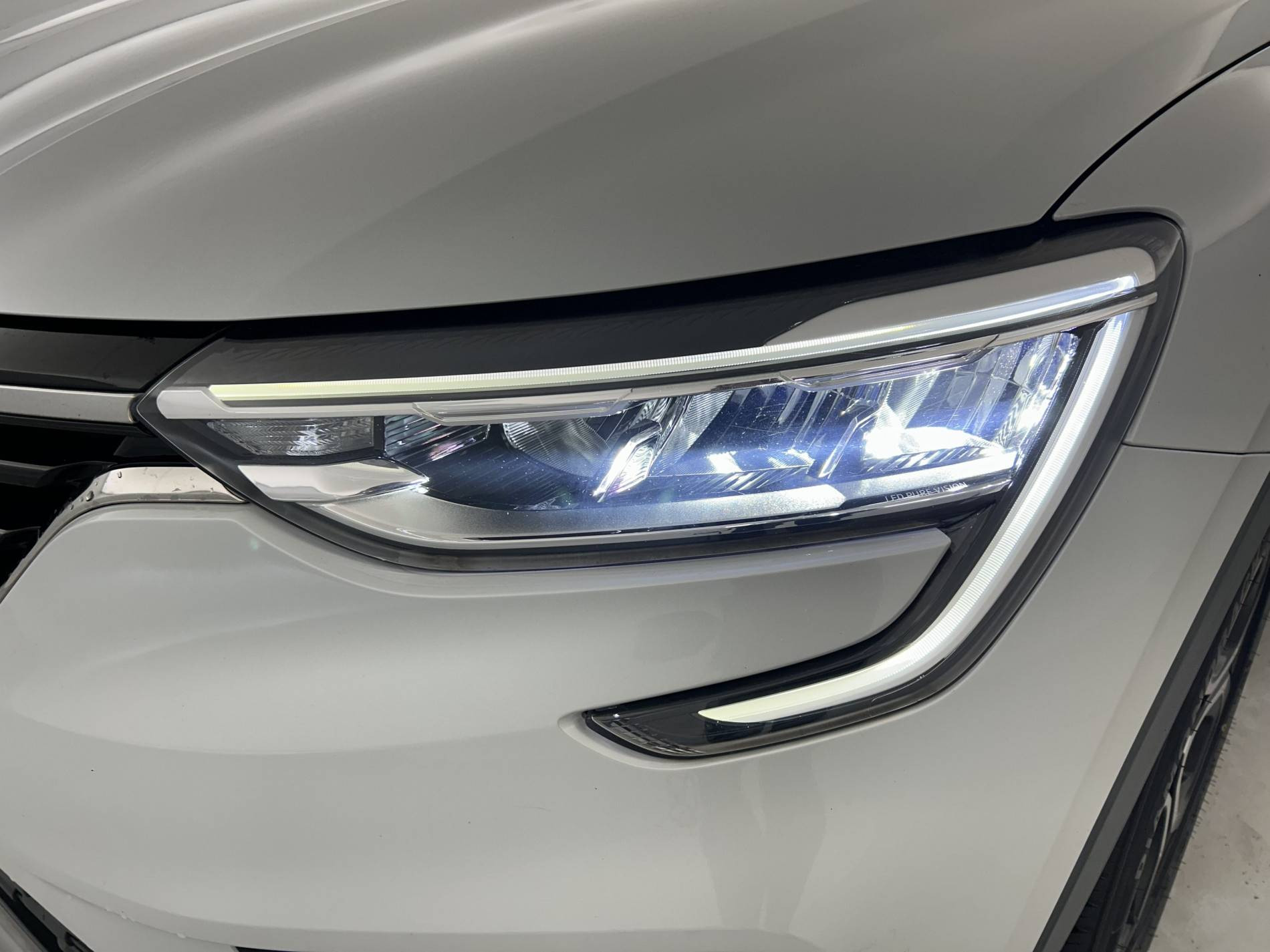 Vente en ligne Renault Arkana  E-Tech 145 - 21B au prix de 21 490 €